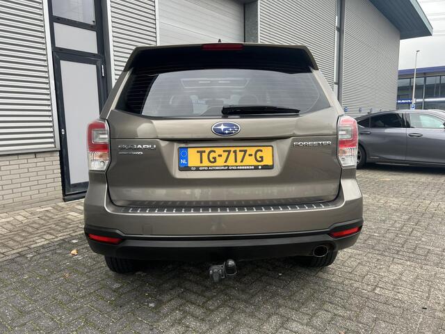 Subaru FORESTER 2.0 Luxury Plus Eyesight Automaat | Trekhaak | 17" LM Velgen | Climate Control | Elek. Schuif/Kantel Dak
