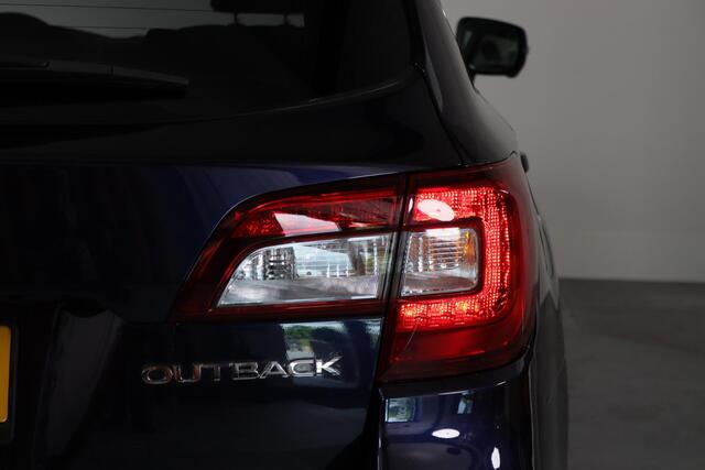Subaru OUTBACK 2.5i Premium Volleder, Memory, Schuif/Kanteldak, H&K, Automaat, Trekhaak,