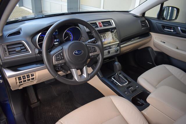 Subaru OUTBACK 2.5i Premium OrigNL | Dakje | NAP | Leer | Eyesight