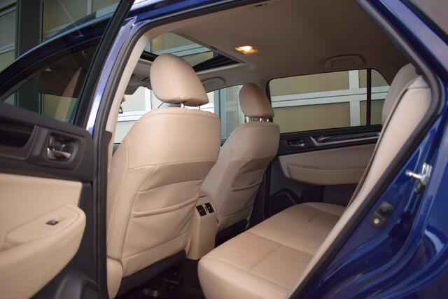 Subaru OUTBACK 2.5i Premium OrigNL | Dakje | NAP | Leer | Eyesight