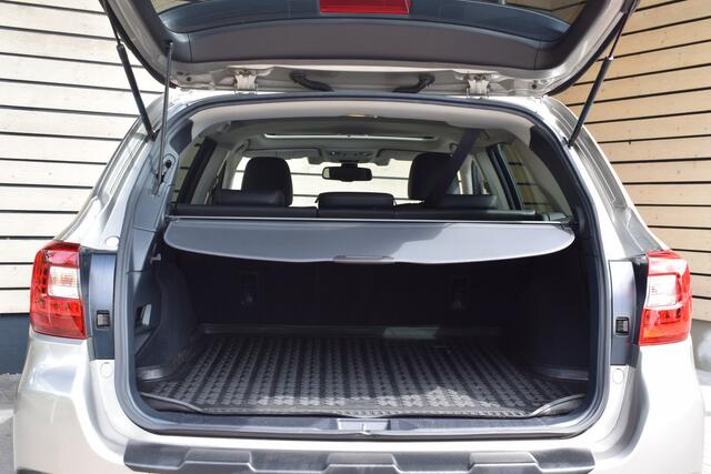 Subaru OUTBACK 2.5i Premium - Dealer onderhouden - Trekhaak afneembaar