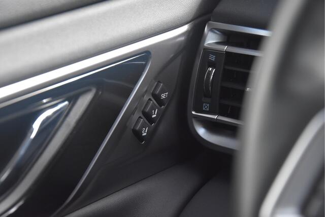 Subaru OUTBACK 2.5i Premium | Trekhaak |