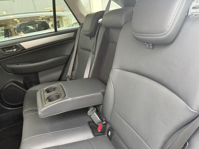 Subaru OUTBACK 2.5i Premium Leder Navi Eyesight