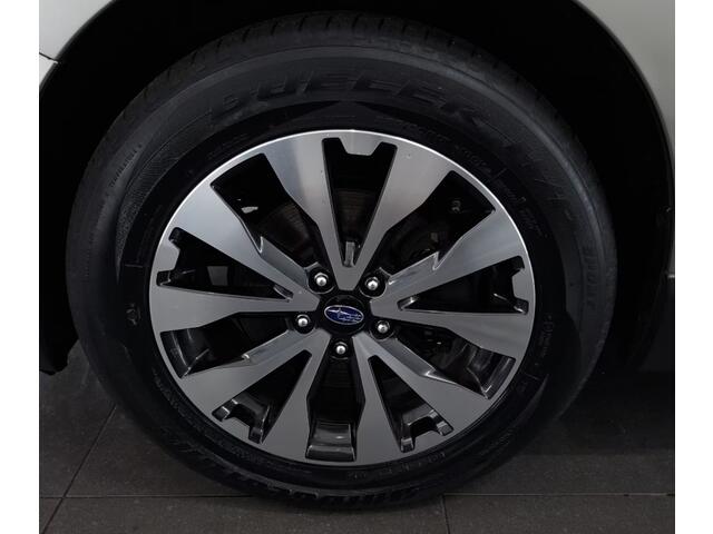 Subaru OUTBACK 2.5i Premium Schuifdak / leer / Trekhaak / Camera / Harman Kardon enz