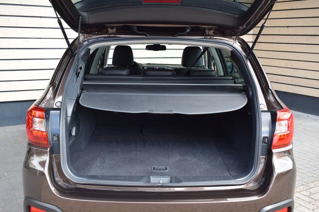 Subaru OUTBACK 2.5i Premium AWD - Afneembare trekhaak