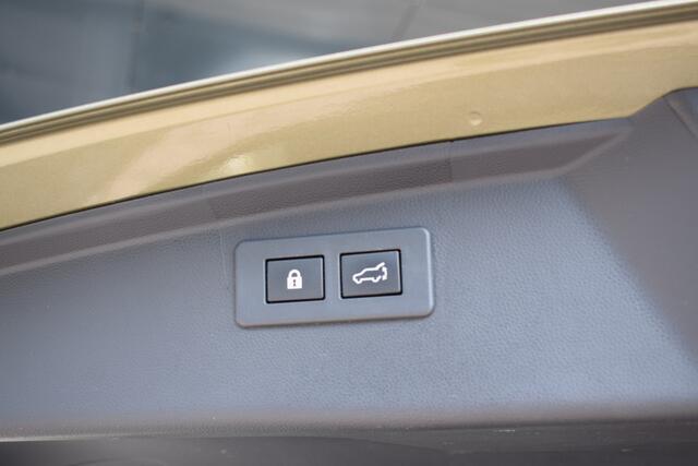 Subaru OUTBACK 2.5i Field AWD - Afneembare trekhaak - Dealer onderhouden