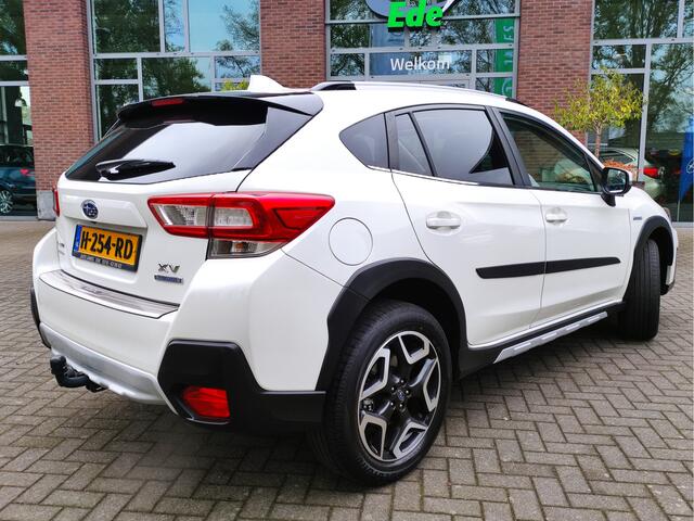 Subaru XV 2.0i e-BOXER Premium Trekhaak - Leder - Schuif-/Kanteldak - Dodehoek detectie - NL auto