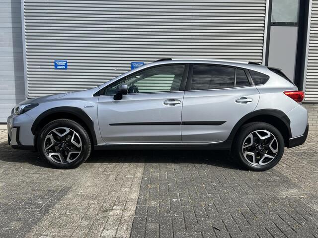 Subaru XV 2.0i e-BOXER Premium Automaat | Apple Carplay & Android Auto | Elek. Schuif/Kantel Dak | Climate Control | Lichtmetalen Velgen