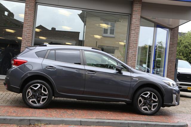 Subaru XV 2.0i e-BOXER 4WD Luxury Navi Camera ACC Trekhaak