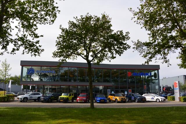 Suzuki Across 2.5 Stijl Plug inn Hybrid 4WD - Two-tone / Leder