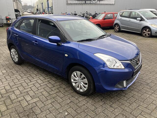 Suzuki BALENO 1.0 Boosterjet High Executive Geluid met koppeling bedienen