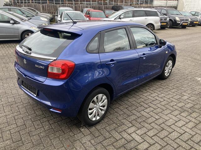 Suzuki BALENO 1.0 Boosterjet High Executive Geluid met koppeling bedienen