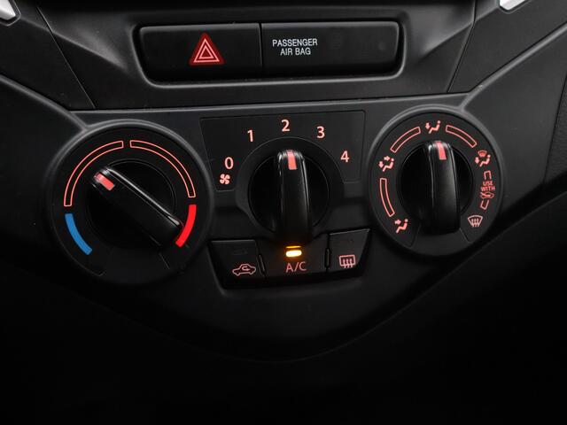 Suzuki BALENO 1.2 Exclusive | Airco | 16" lichtmetalen velgen | Bluetooth carkit | Xenon | Stoelverwarming |
