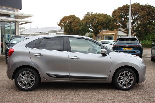 Suzuki BALENO 1.2 High Executive Automaat | Trekhaak | Clima | Navi | Cruise |