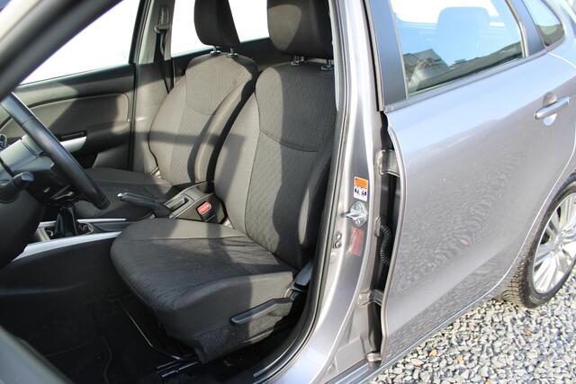 Suzuki BALENO 1.2 Exclusive All season banden, Dealer onderhouden, Airco, Stoelverwarming,