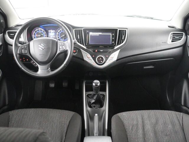 Suzuki BALENO 1.2 Smart Hybrid High Executive | Adaptive cruise | Stoelverwarming | Navigatie | Bluetooth | Camera | Park assist | Climate control | 16" velgen
