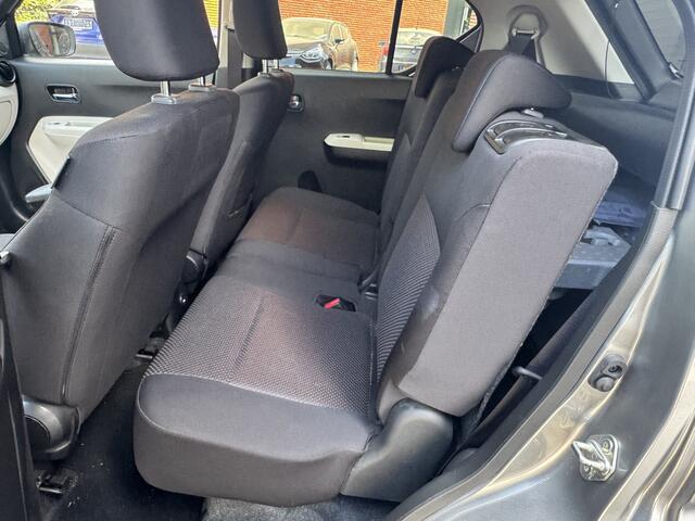 Suzuki IGNIS 1.2 Stijl // NAVI // CLIMA // CAMERA // CRUISE // PDC // STOELVERWARMING //