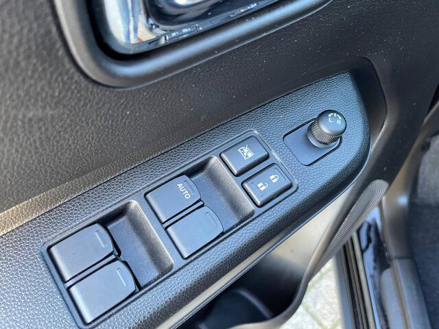Suzuki IGNIS 1.2 Smart Hybrid Style Uit voorraad leverbaar met 6 jaar garantie!