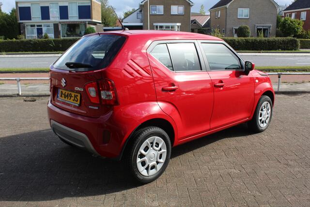 Suzuki IGNIS 1.2-83pk Smart Hybrid Comfort. Zeer nette en betrouwbare wagen, slechts ¤. 23,- wegenbelasting. Airco, telefoonvoorb., 5drs., DAB, boordcomputer, centr. port. vergr. afstand bed., LED verlichting etc.