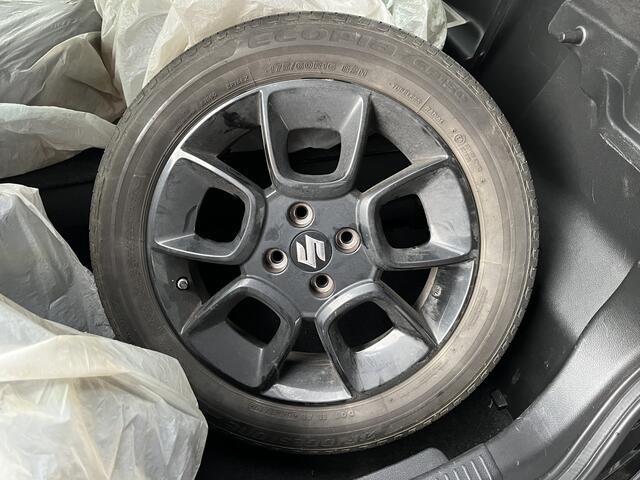 Suzuki IGNIS 1.2 Smart Hybrid Stijl // NAVI // CAMERA // AIRCO // STOELVERWARMING // LED DAGRIJVERLICHTING //