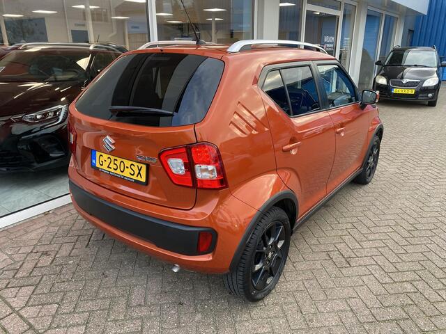 Suzuki IGNIS 1.2 Stijl Navigatie Apple CarPlay/Android Auto, stoelverwarming, zeer nette auto!