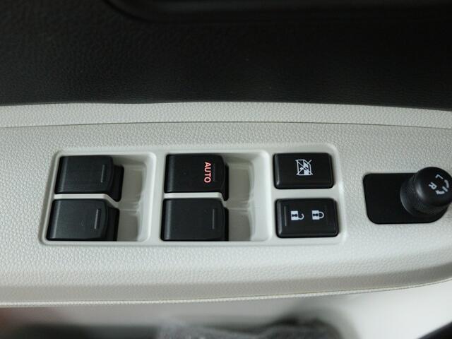 Suzuki IGNIS 1.2 Stijl | Apple Carplay / Android Auto | Cruise control | Climate control | Navigatie | Keyless entry |