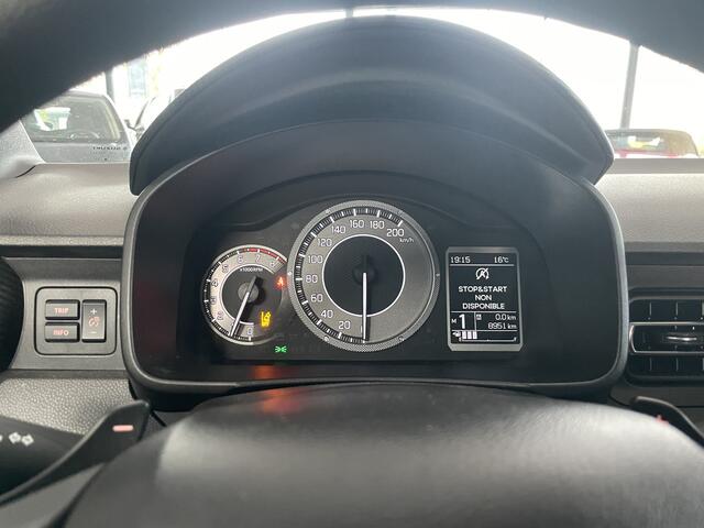 Suzuki IGNIS 1.2 Smart Hybrid Style Achteruitrijcamera - Airco - Apple carplay - Bluetooth - Navigatie - Dakrails - Cruise control - Stuur multifunctioneel - Keyless start - Voorstoelen verwarmd - Led verlichting - Elektrische ramen - Getint glas achter - Mistlampen -