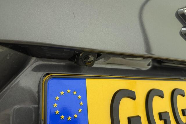 Suzuki IGNIS 1.2 Smart Hybrid Select 83pk | Automaat | Airco | Trekhaak | Lichtmetalen Velgen | Apple Carplay Android Auto | Stoelverwarming | Camera