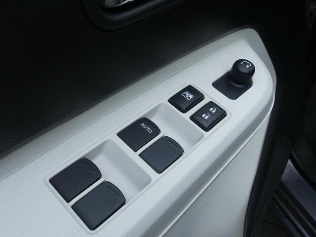 Suzuki IGNIS 1.2 Stijl Smart Hybrid Trekhaak, Cruise Control, Navigatie, Camera, Dealer onderhouden.
