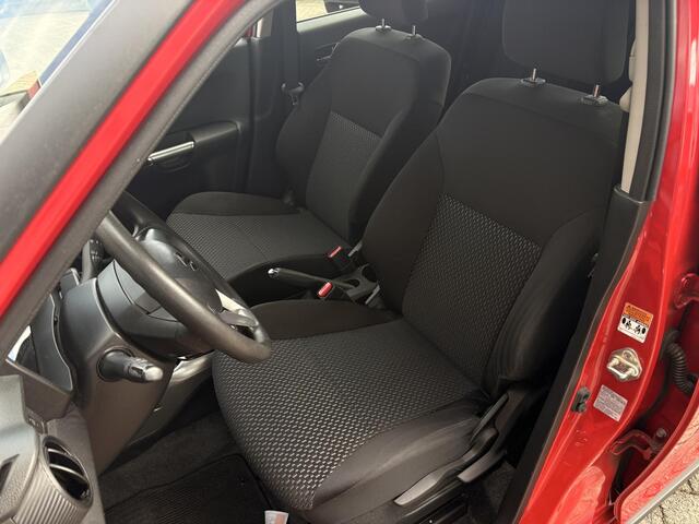 Suzuki IGNIS 1.2 Smart Hybrid Select Achteruitrijcamera, Stoelverwarming, Airco, Bluetooth