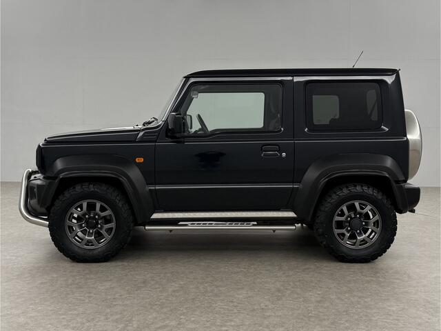Suzuki JIMNY 1.5 Allgrip 4x4 Airco Bullbar Lier Trekhaak Camera Cruise Navi LED Sidebars 4 Persoons 15"LMV