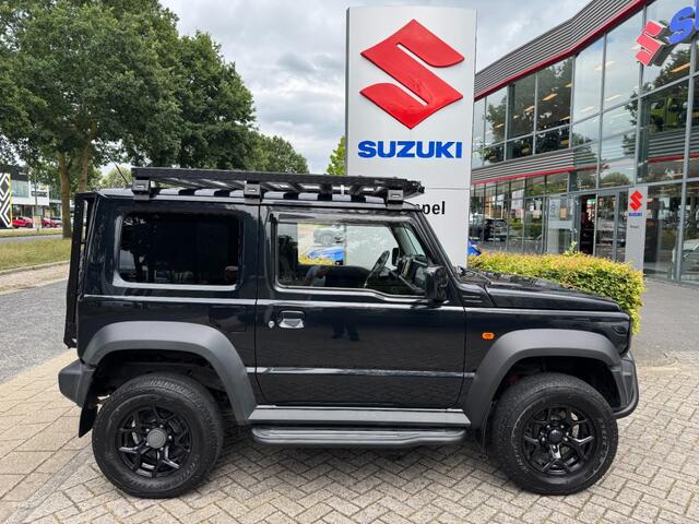 Suzuki JIMNY 1.5 Stijl AllGrip (4x4) 4-persoons Navigatie/Dakrek/Cruise control