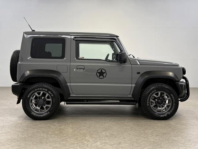 Suzuki JIMNY 1.5 Comfort Plus 102PK 4WD | Clima | Carplay | Camera | 4 Zits | Cruise | Trekhaak | LED | Bullbar