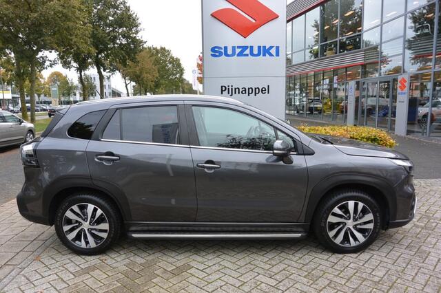 Suzuki S-Cross 1.4 Stijl AUTOMAAT AllGrip (4x4) Led/Navigatie/Treeplankset verl