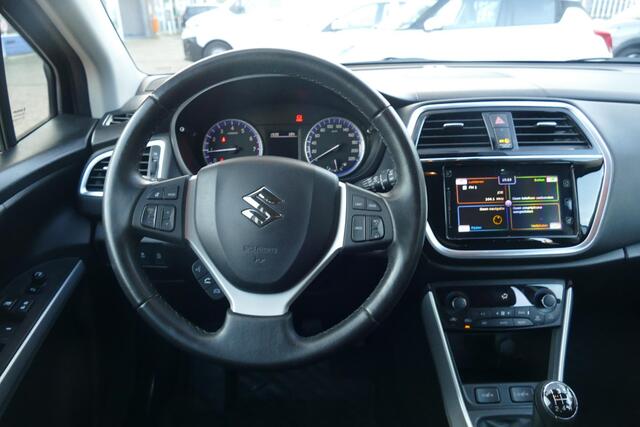 Suzuki S-Cross 1.0 Boosterjet Exclusive | AFNEEMBARE TREKHAAK |