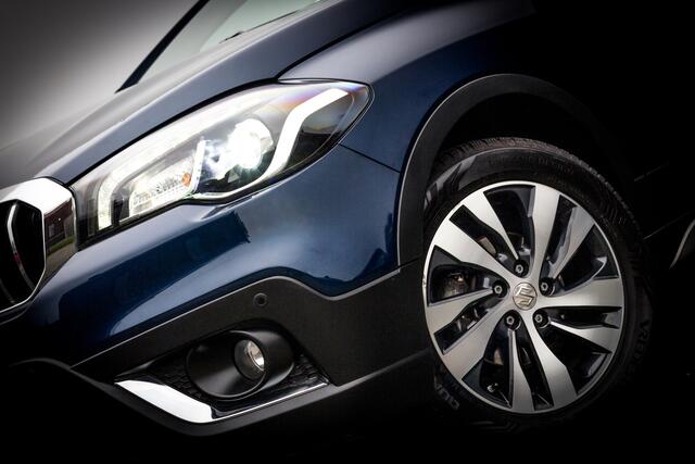 Suzuki S-Cross 1.4 141 PK Boosterjet High Executive RIJKLAAR. | Panoramadak | Leer | PDC V/A | Clima | 17'' LMV | Navigatie | Achteruitrij camera |