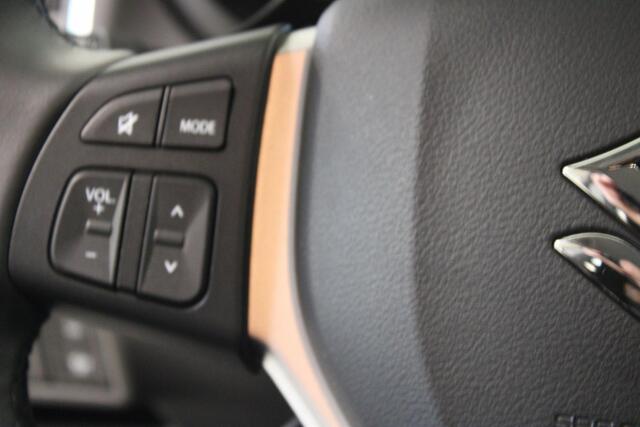 Suzuki S-Cross 1.5 Hybrid Style
