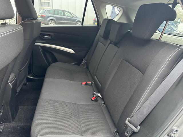 Suzuki S-Cross 1.4 Boosterjet Comfort Smart Hybrid | Nieuw Binnen | Navigatie | DAB | Camera |