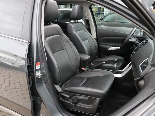 Suzuki S-Cross 1.4 Boosterjet High Executive I Trekhaak I Panoramadak