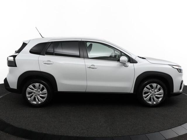 Suzuki S-Cross 1.4 Boosterjet Select Smart Hybrid | Nieuwe Auto | Parelmoer Wit | Navigatie | Keyless Entry | Parkeersensoren Rondom | Stoelverwarming | Dodehoek Detectie |
