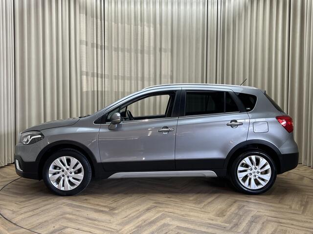 Suzuki S-Cross 1.0 BoosterJet *Afn. Trekhaak* Navi/Android Auto, Camera, Keyless, Stoelverwarming, Xenon, Privacy Glass, 17" LMV