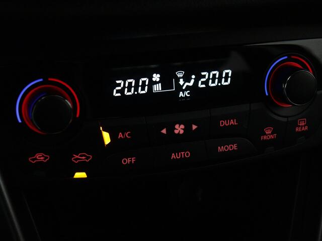 Suzuki S-Cross 1.5 Hybrid Select limited | Dodehoekdetector | Verwarmde voorstoelen |