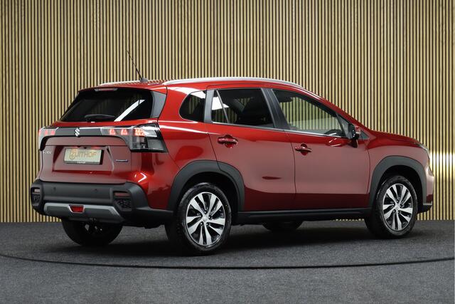 Suzuki S-Cross 1.5 Hybrid Automaat Style | ¤ 3.100,- Demo voordeel! | Adaptive-cruise | Panoramadak | 360 Camera | Parkeerhulp | Leder | Navigatie | Dodehoekdetectie