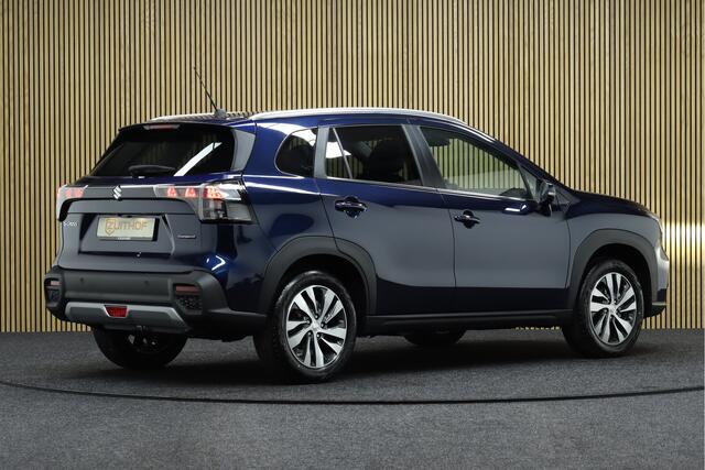 Suzuki S-Cross 1.5 Hybrid Automaat Style | ¤ 3.100,- Demo voordeel! | Panoramadak | 360 Camera | Parkeerhulp | Leder | Navigatie | Dodehoekdetectie