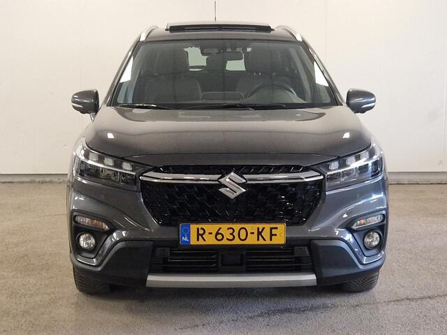 Suzuki S-Cross 1.4 Boosterjet Style Smart Hybrid 360 graden camera, parkeersensoren voor en achter & panoramische schuif/kantel dak!