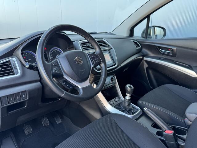 Suzuki S-Cross 1.4 Boosterjet Exclusive Trekhaak/Camera/Apple Carplay.
