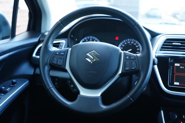 Suzuki S-Cross 1.4 Boosterjet Comfort Smart Hybrid 130pk Stoelverwarming/Cruise/Camera
