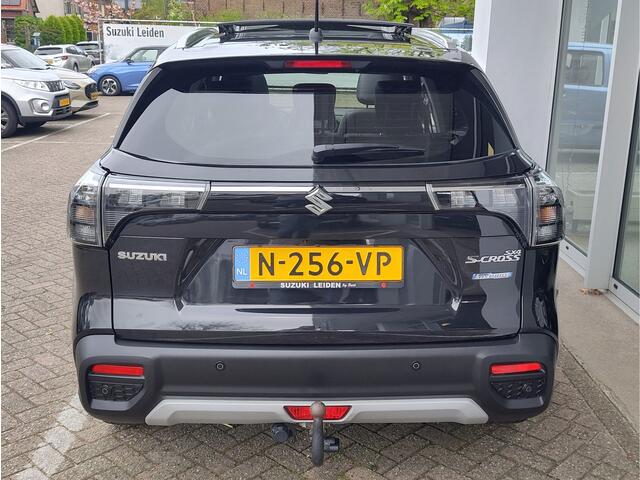 Suzuki S-Cross 1.4 BOOSTERJET STYLE SMART HYBRID Open dak | 360 Camera | Stoelverwarming | BSM