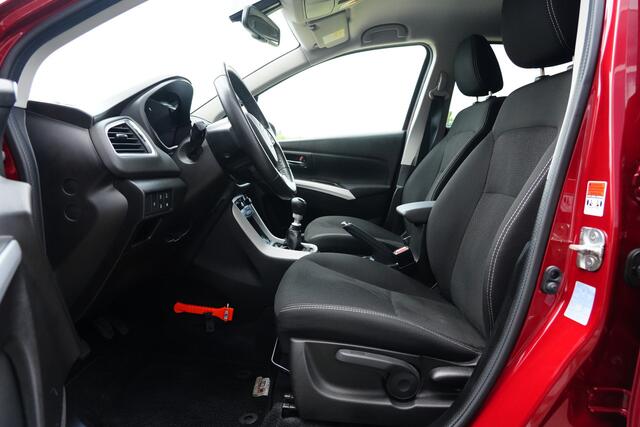 Suzuki S-Cross 1.4 Boosterjet Style Smart Hybrid 130pk Navigatie/Stoelverwarming/Camera
