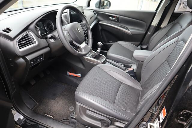 Suzuki S-Cross 1.4 BoosterJet Style Hybrid